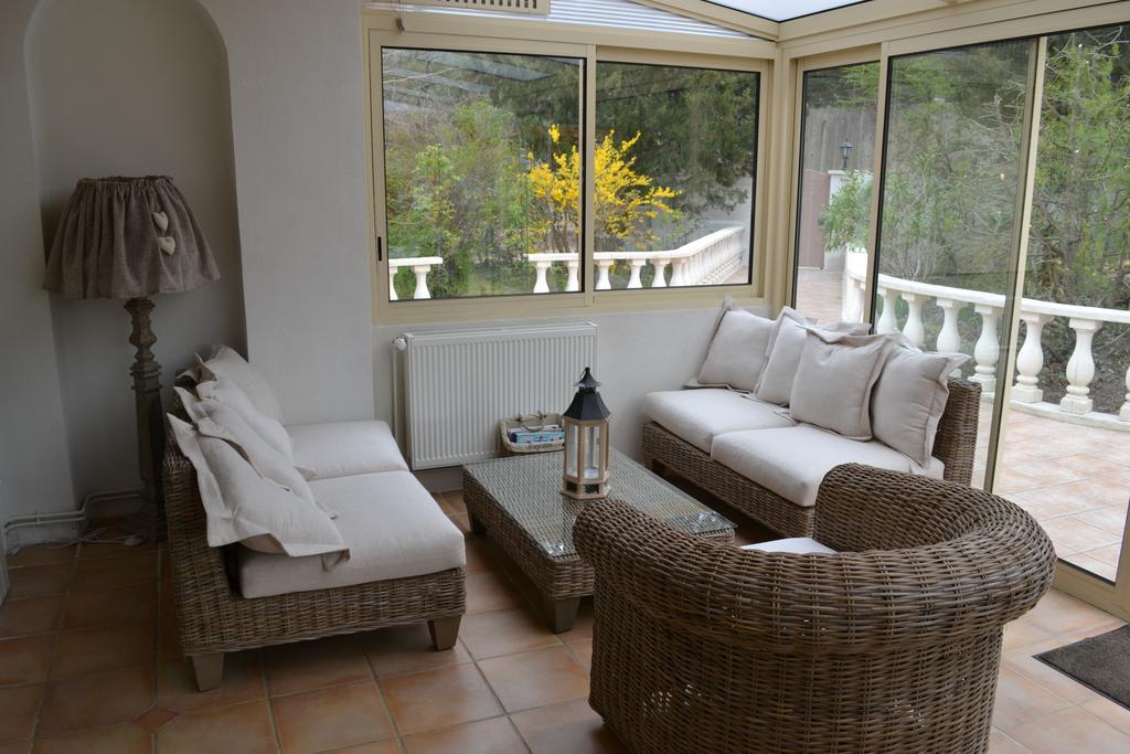 Le Refuge Bed & Breakfast Mornas Bagian luar foto