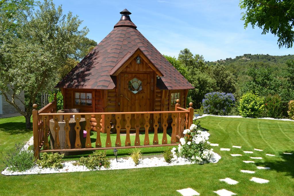 Le Refuge Bed & Breakfast Mornas Bagian luar foto